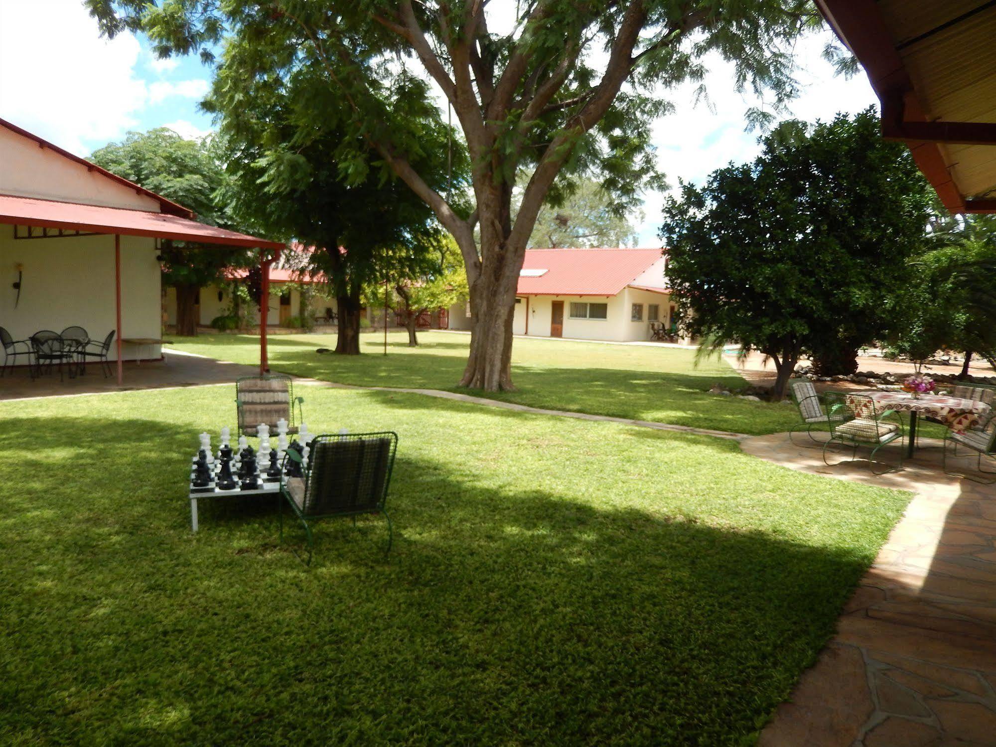 Dornhuegel Guestfarm Hotel Grootfontein Exterior photo